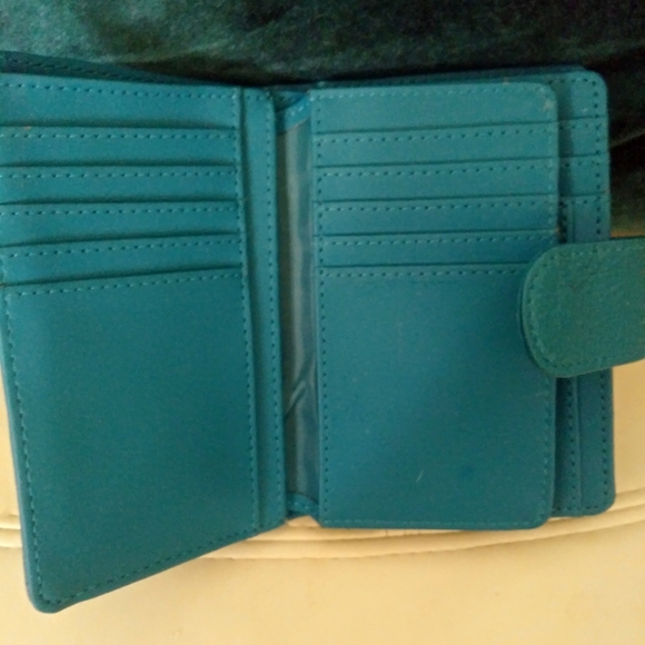 Ladies wallet - Picture 1 of 4